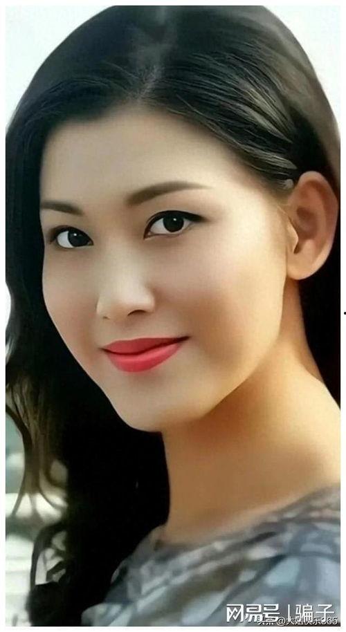 香港明星李彩桦图片,香港影视界的璀璨明珠